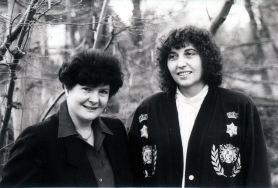 v.l.n.r.: Gerdi Staiblin (Präsidentin 1982-1996, Ministerin a. D.) und Marianne Anselm (Präsidentin 1996-2008)